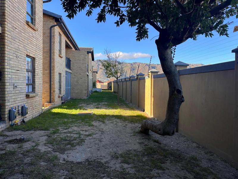 2 Bedroom Property for Sale in Fairview Golf Estate Western Cape